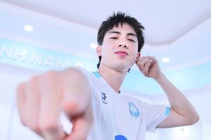 Thêm một Việt kiều cập bến V-League