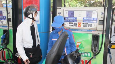 Giá xăng dầu đồng loạt tăng