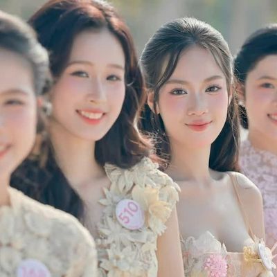 25 cô gái chứng tỏ bản lĩnh catwalk