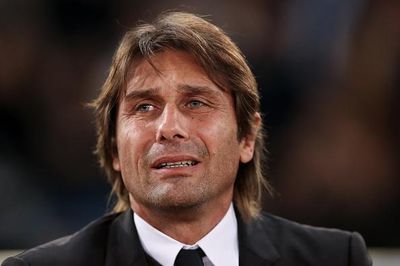Vì sao Chelsea khủng hoảng?