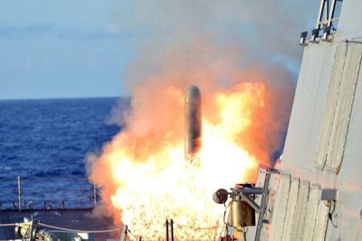Tên lửa Tomahawk được phóng từ đâu để bắn vào Syria?