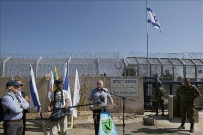Israel và Syria mở lại cửa khẩu duy nhất ở Cao nguyên Golan