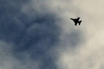 Liên quân do Mỹ dẫn đầu không kích miền Đông Syria