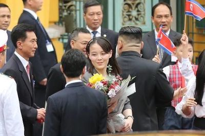 Đến Việt Nam, em gái ông Kim Jong Un thu hút nhiều ánh nhìn