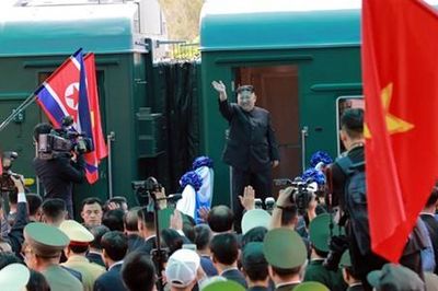 Báo Triều Tiên đưa tin trang trọng chuyến thăm của Chủ tịch Kim đến Việt Nam
