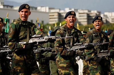 Quân đội Venezuela bảo vệ các cơ sở trọng yếu