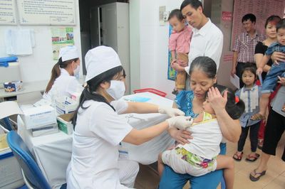 Thêm vaccine '5 trong 1' mới vào chương trình tiêm chủng mở rộng