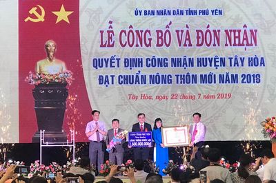 Tây Hòa – địa phương cấp huyện đầu tiên ở Phú Yên đạt chuẩn nông thôn mới