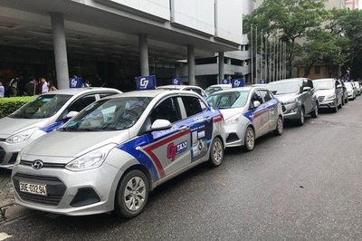 'Mặc đồng phục' cho taxi truyền thống: Thêm việc, thêm chi phí?