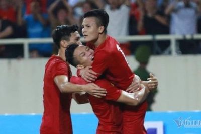 Video bàn thắng Việt Nam 1-0 Malaysia