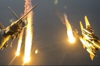 Tiêm kích F-15 dội bom phá nát căn cứ Mỹ ở Syria