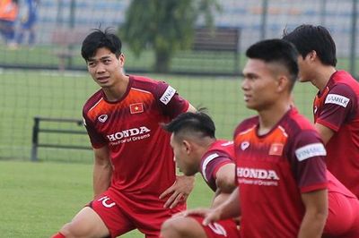 Bóng đá Việt Nam hôm nay 11/11: Công Phượng, Văn Hậu về đá trận đấu với UAE và Thái Lan