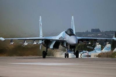 Ấn Độ tiết lộ lý do loại bỏ Su-35 để chọn Rafale