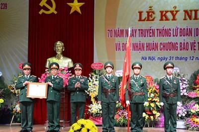 Lữ đoàn Công binh vượt sông 239 đón nhận Huân chương Bảo vệ Tổ quốc hạng Nhất