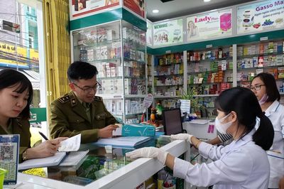 Chính thức miễn thuế nhập khẩu khẩu trang y tế, nước sát trùng