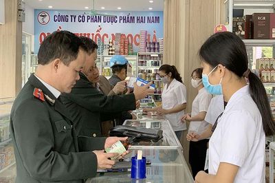 Kiểm tra 4 doanh nghiệp kinh doanh khẩu trang, vật tư y tế
