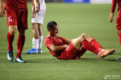 ĐT Việt Nam 'lành ít dữ nhiều' trước chuyến làm khách Malaysia