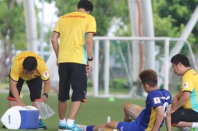 Tuyển Việt Nam với 'cơn bão' chấn thương