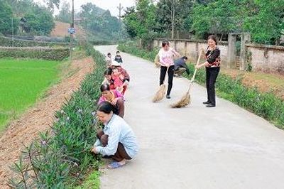 Hợp hòa ý Đảng, lòng dân