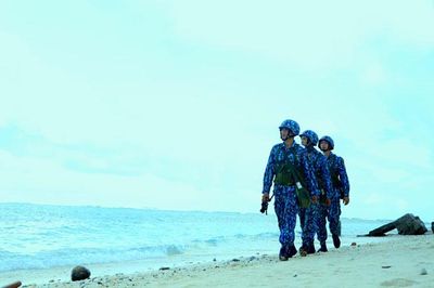 Tổ quốc nhìn từ biển (Bài 3)