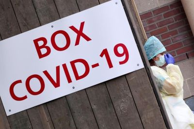 Cập nhật 19h ngày 26/4: Ca tử vong Covid-19 ở Bỉ vượt 7.000 người, Italy nới cách ly, Anh không vội vã nới phong tỏa