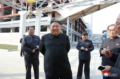 Ông Kim Jong Un gửi 'thư miệng' cho ông Tập Cận Bình
