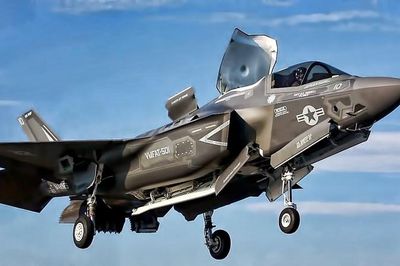 Không quân Singapore trang bị tiêm kích F-35B: Sư tử mọc thêm cánh!