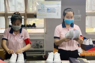 Xuất khẩu may mặc tăng 81%, da giày tăng 99% sang thị trường EVFTA