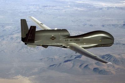 Mỹ triển khai 'mắt thần' do thám RQ-4 tới Biển Đông