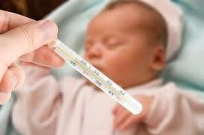 Sử dụng thuốc hạ sốt đúng cách cho trẻ