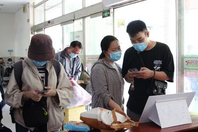 Bảo đảm phòng chống dịch cho người dân, du khách rời Đà Nẵng