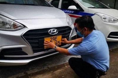 Mới có 33 phương tiện kinh doanh vận tải được cấp mới, đổi biển màu vàng
