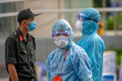 Thuê 2 chuyến bay đưa hơn 400 du khách rời Đà Nẵng