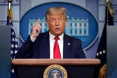Tổng thống Trump thề 'phản kháng' sau khi HĐBA 'bác' lệnh cấm vận vũ khí Iran