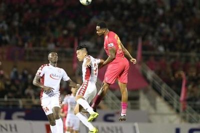 Viettel tràn trề cơ hội vô địch