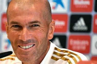 Pogba chán ngấy MU, PSG trải thảm chờ Zidane