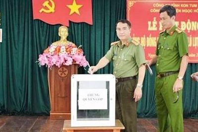 Công an huyện Ngọc Hồi hướng về đồng bào miền Trung