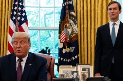 Các công ty ở mặt bằng của ông Trump nhận 3,6 triệu USD tiền cứu trợ