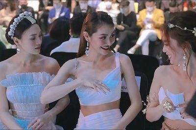 Ninh Dương Lan Ngọc lên tiếng về thái độ ở show thời trang
