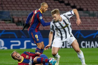 Griezmann: 'Barca gặp vấn đề về thái độ thi đấu'