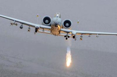 Mỹ dùng A-10 để diệt S-400 Nga
