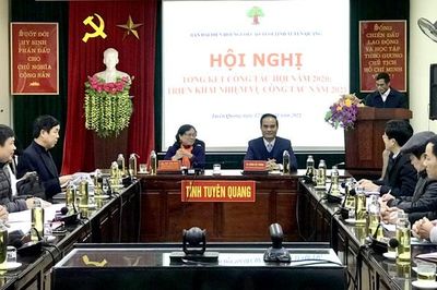 Tập trung chăm sóc, phát huy vai trò người cao tuổi