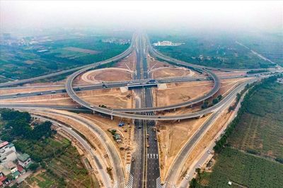 Cận cảnh những nút giao giao thông 'khủng' nhất Việt Nam