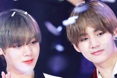 'Cưng xỉu' những thời khắc BTS chiều chuộng nghệ sĩ đàn em
