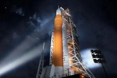 Động cơ 'quái vật' của NASA trình làng thành công: Thế giới có tên lửa đẩy mạnh nhất hành tinh