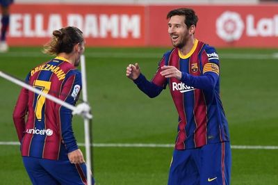 Người Barca phẫn nộ sau vụ hợp đồng của Messi bị lộ