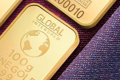 Giá vàng thế giới 24/2: Bình ổn sau tuyên bố của Chủ tịch Fed