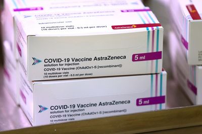 Chín đối tượng không nên tiêm vắc-xin AstraZeneca