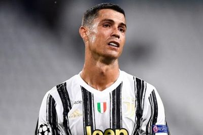 Kẻ thù lớn nhất của bóng đá Italy