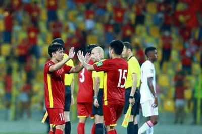 Bài học lớn cho giấc mơ World Cup